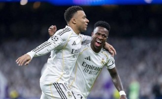 反转风云！皇马神锋维尼修斯将离队，曼联强势介入，姆巴佩独掌边路核心