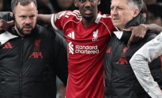 1.45亿白花了？利物浦新援腓骨骨折休息数月，斯洛特遭遇重大打击