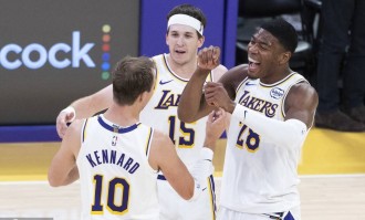 东契奇35分唐斯25+16 湖人胜尼克斯