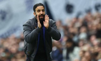 阿莫林灵活变阵助曼联1-0险胜纽卡，逆境中涌现意外功臣