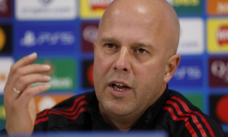 斯洛特：萨拉赫有权不满但不该向媒体说 俱乐部需要做出处理